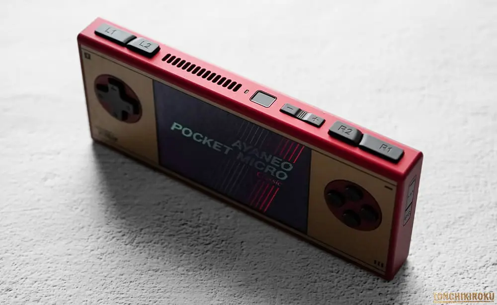 AYANEO Pocket MICRO Classic 持ち心地