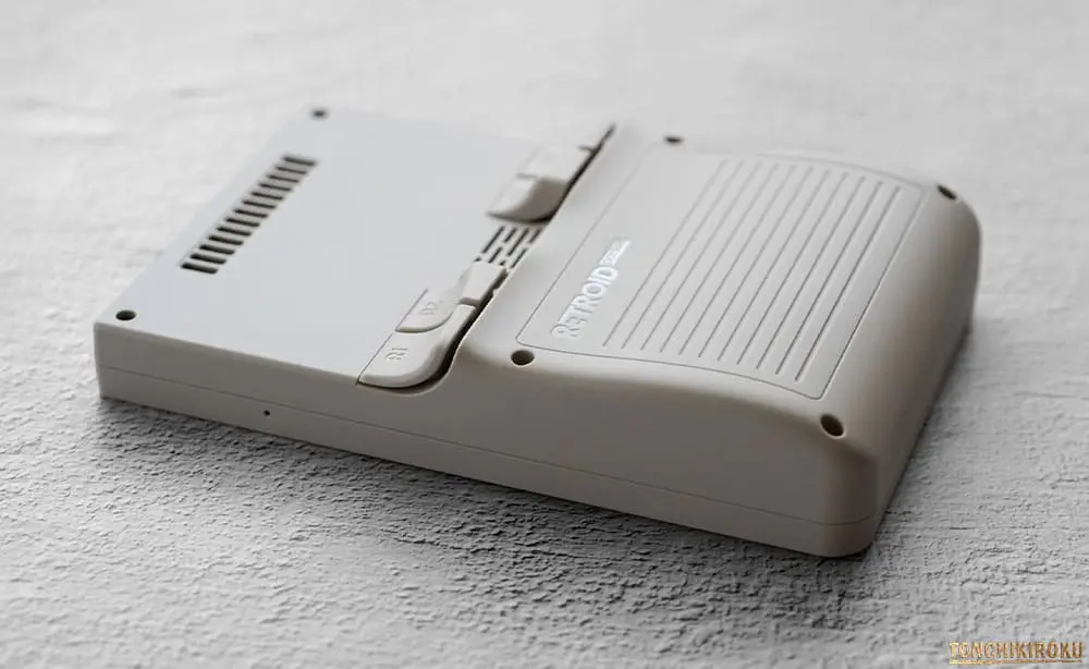 Retroid Pocket Classic 持ち心地