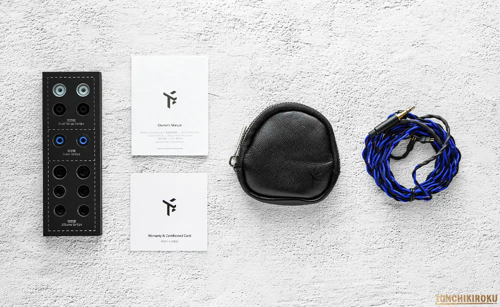 TRUTHEAR NOVA　付属品
