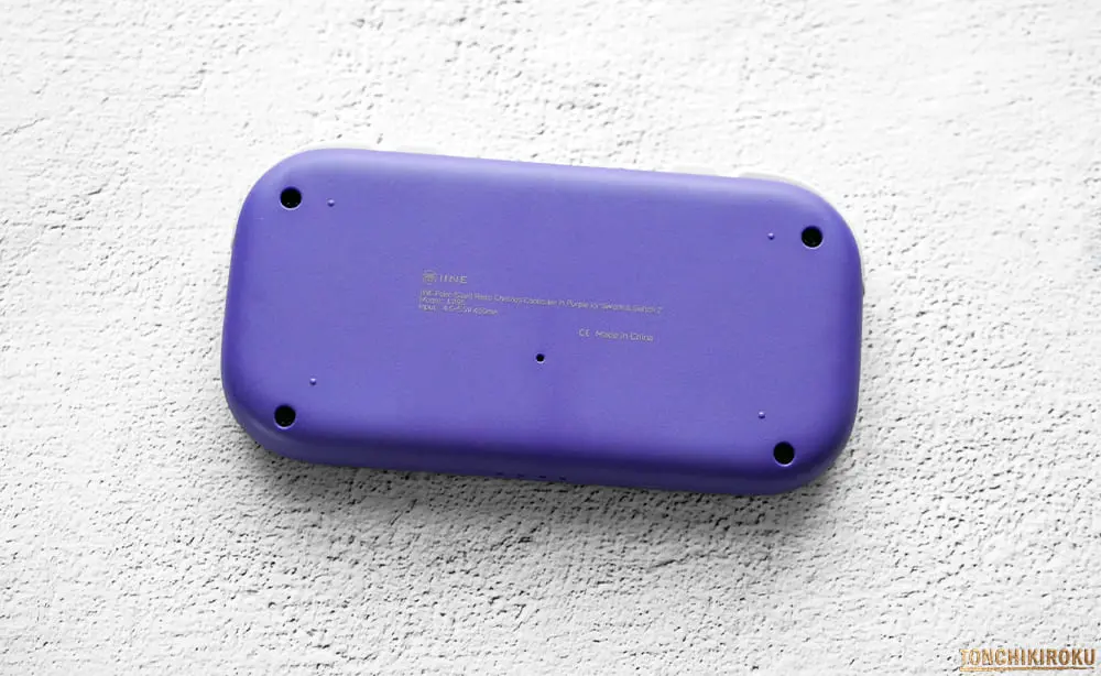 IINE Retro Pocket Game Controller　デザイン