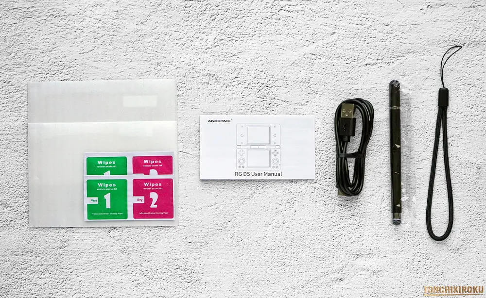 ANBERNIC RG DS 付属品