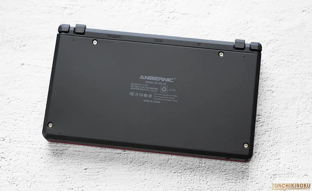 ANBERNIC RG DS 操作感
