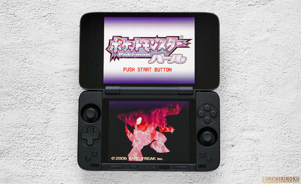 AYANEO Pocket DS　画面