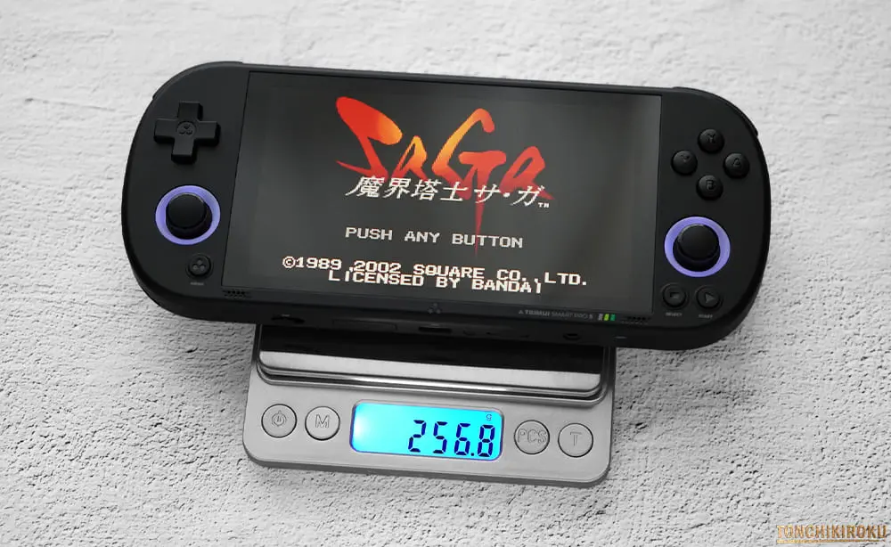 TRIMUI Smart Pro S　大きさ・重さ