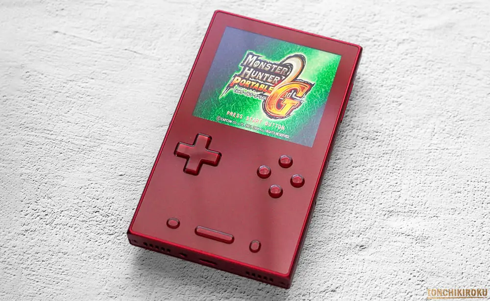 AYANEO Pocket VERT ディスプレイ