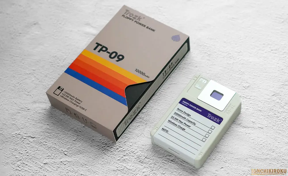 FLOPPY POWER BANK　価格・販売ストア