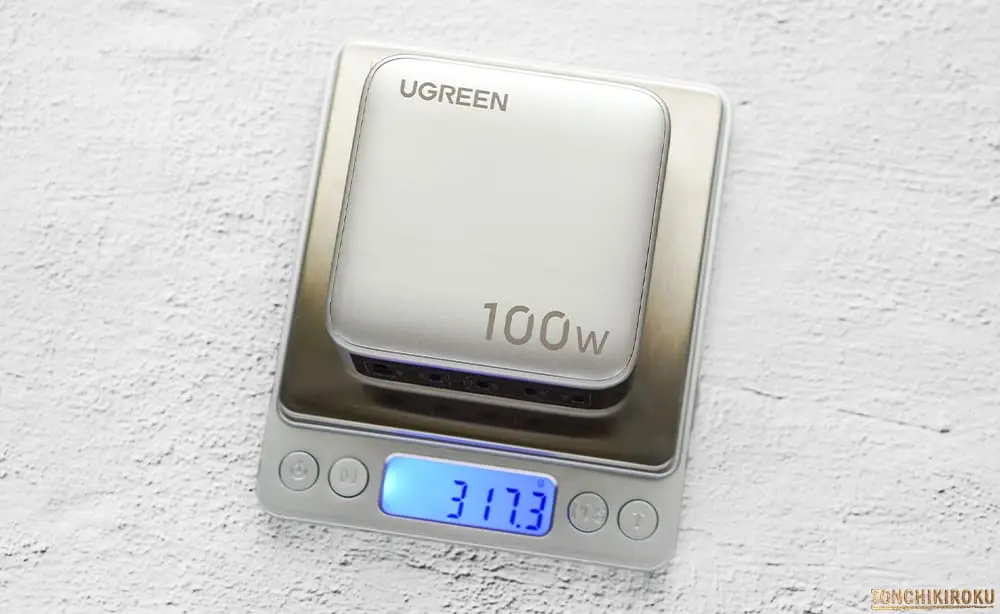 UGREEN Nexode Pro 100W 5ポート　大きさ・重さ